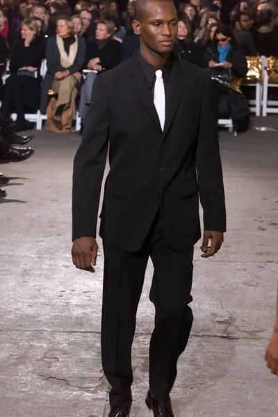 Look 37